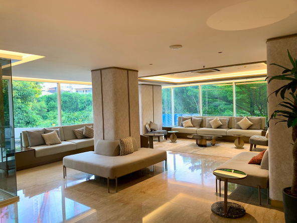 Luxurious Lobby